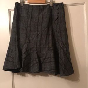 Trendy office mini skirt